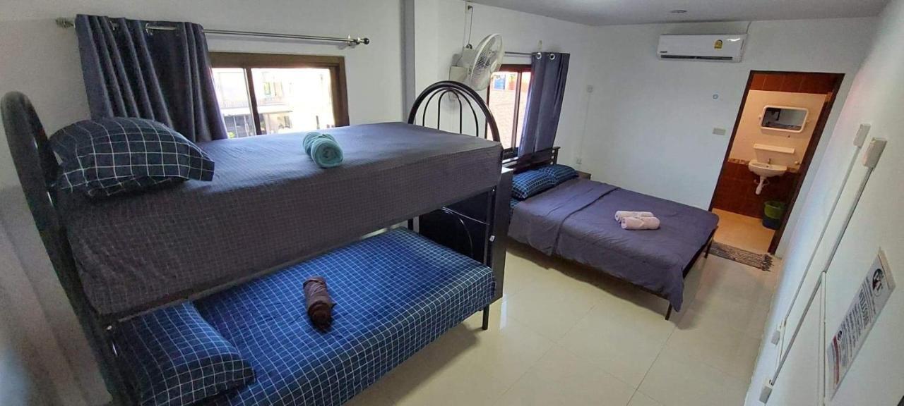 P & T Hostel Bangrak pláž Exteriér fotografie