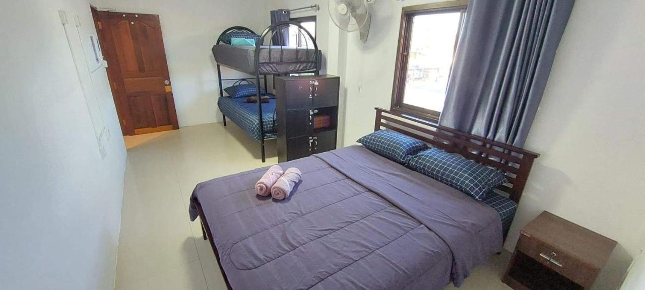 P & T Hostel Bangrak pláž Exteriér fotografie