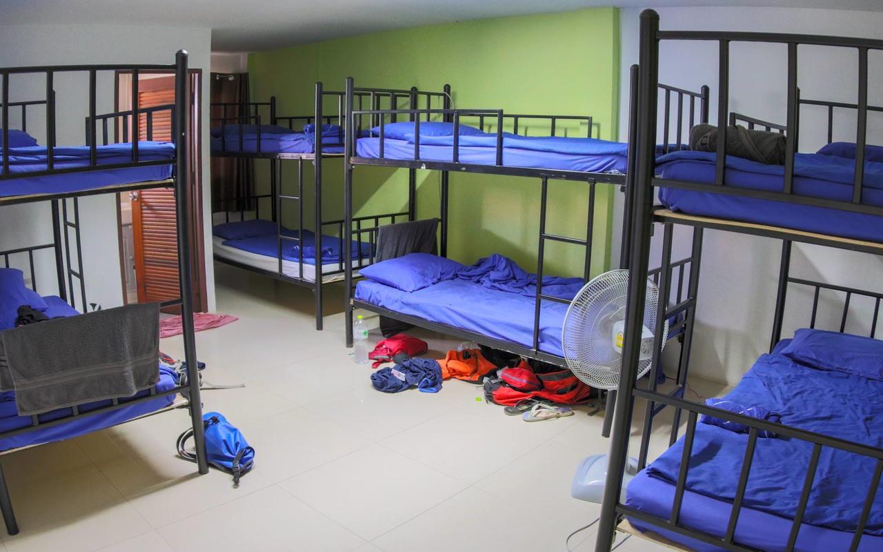 P & T Hostel Bangrak pláž Exteriér fotografie